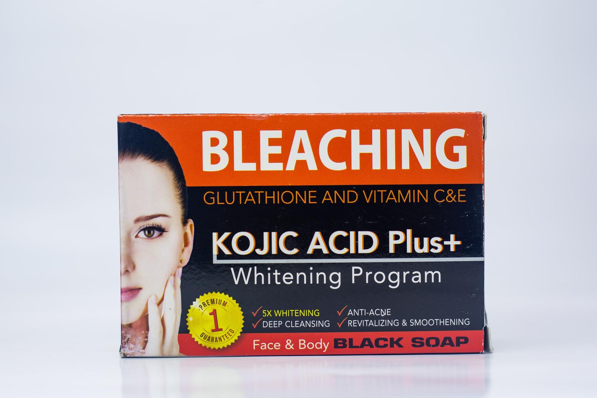 Bleaching Glutathione And Vitamin Ojic Acid Plus+ Whitening Program main view