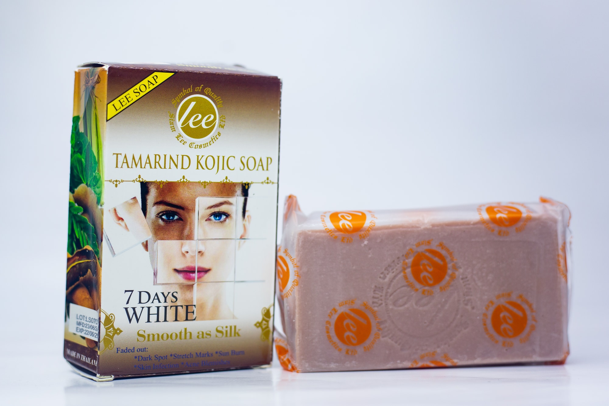 Cogotc Tamarind Soap main view