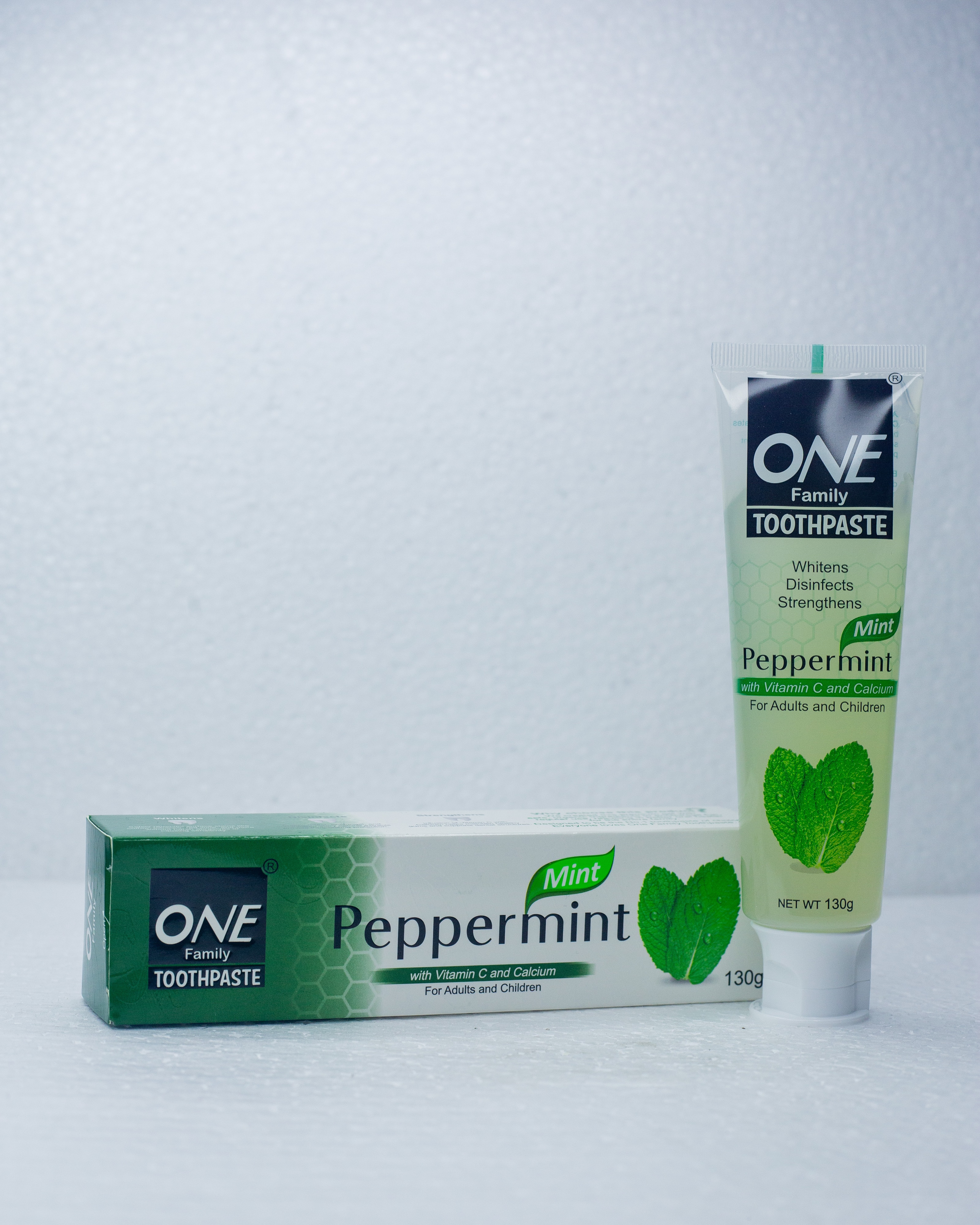 ONE FAMILY TOOTHPASTE 130G