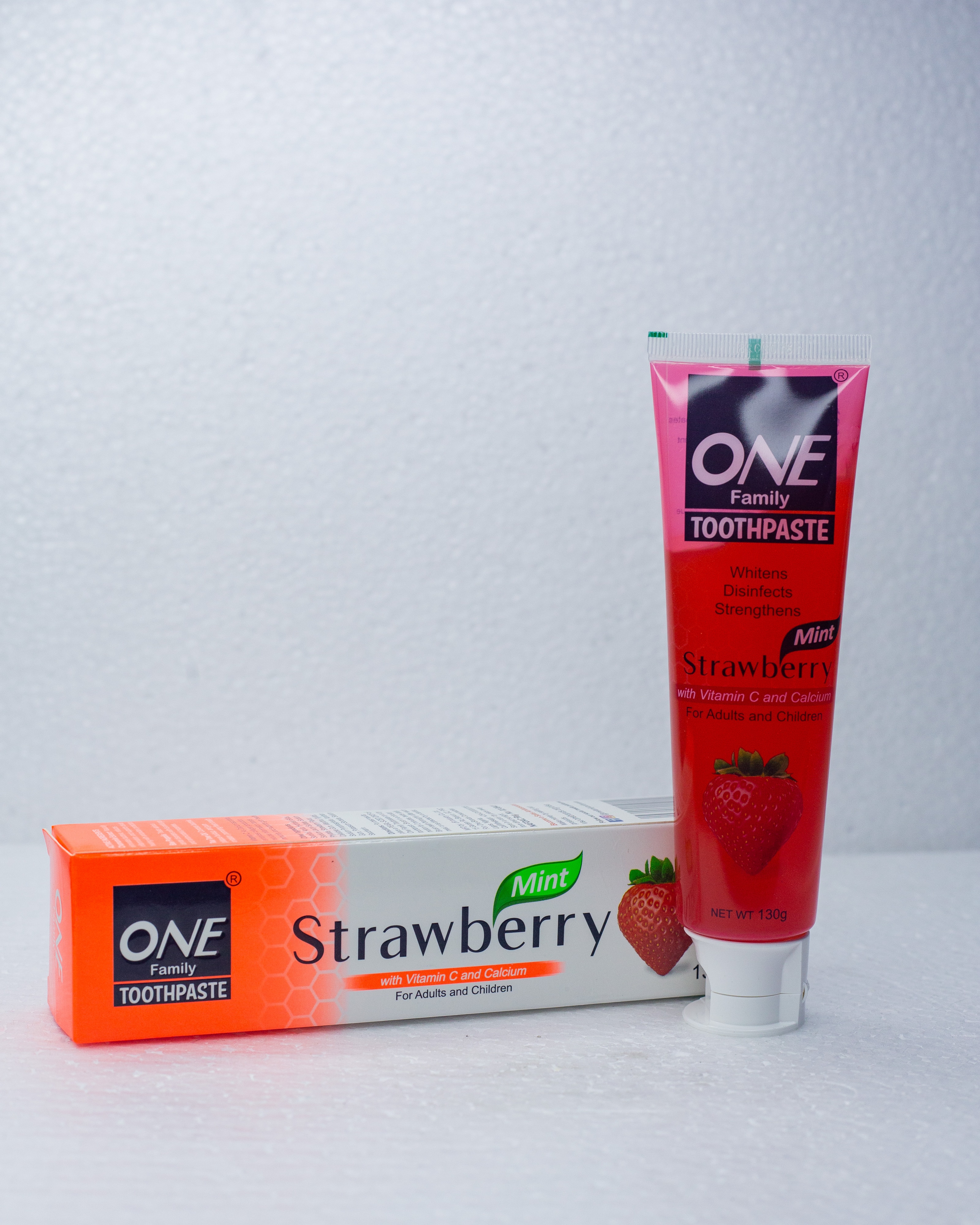 ONE FAMILY TOOTHPASTE 130G
