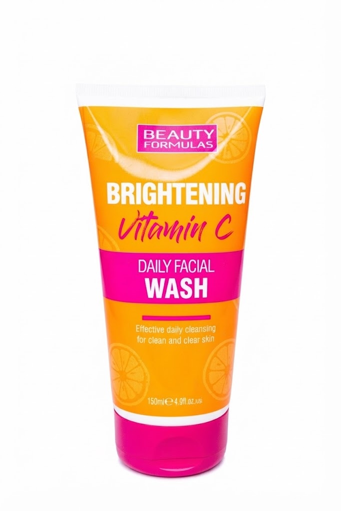 Formulas Brightening Vitamin C Daily Facial Wash 150ml