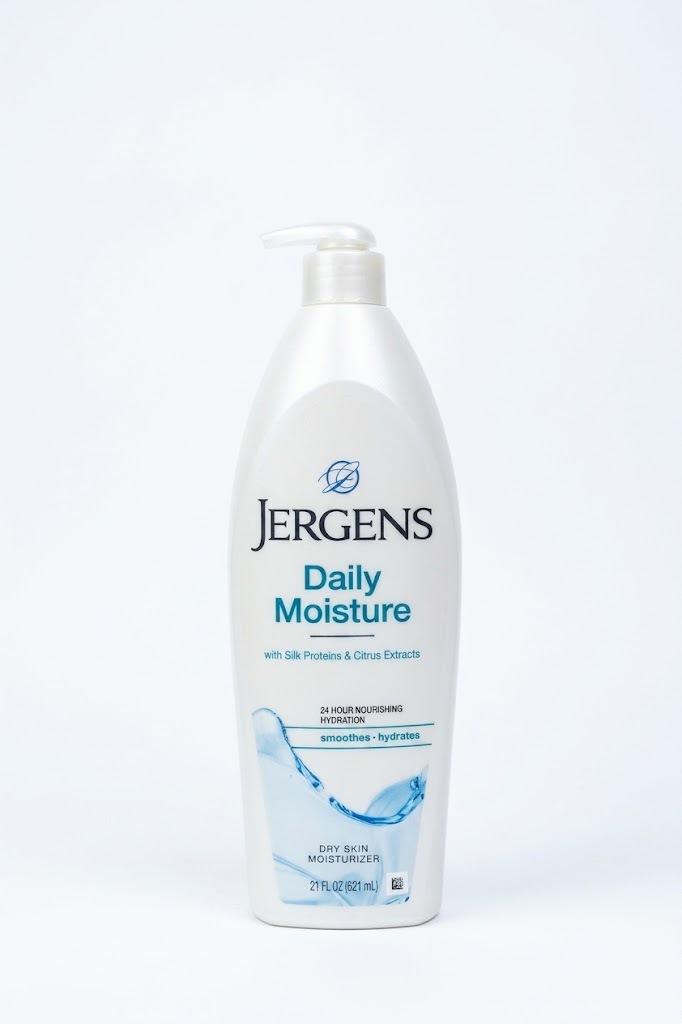 Jergens Daily Moisture Dry Skin Moisturizer 621 ml