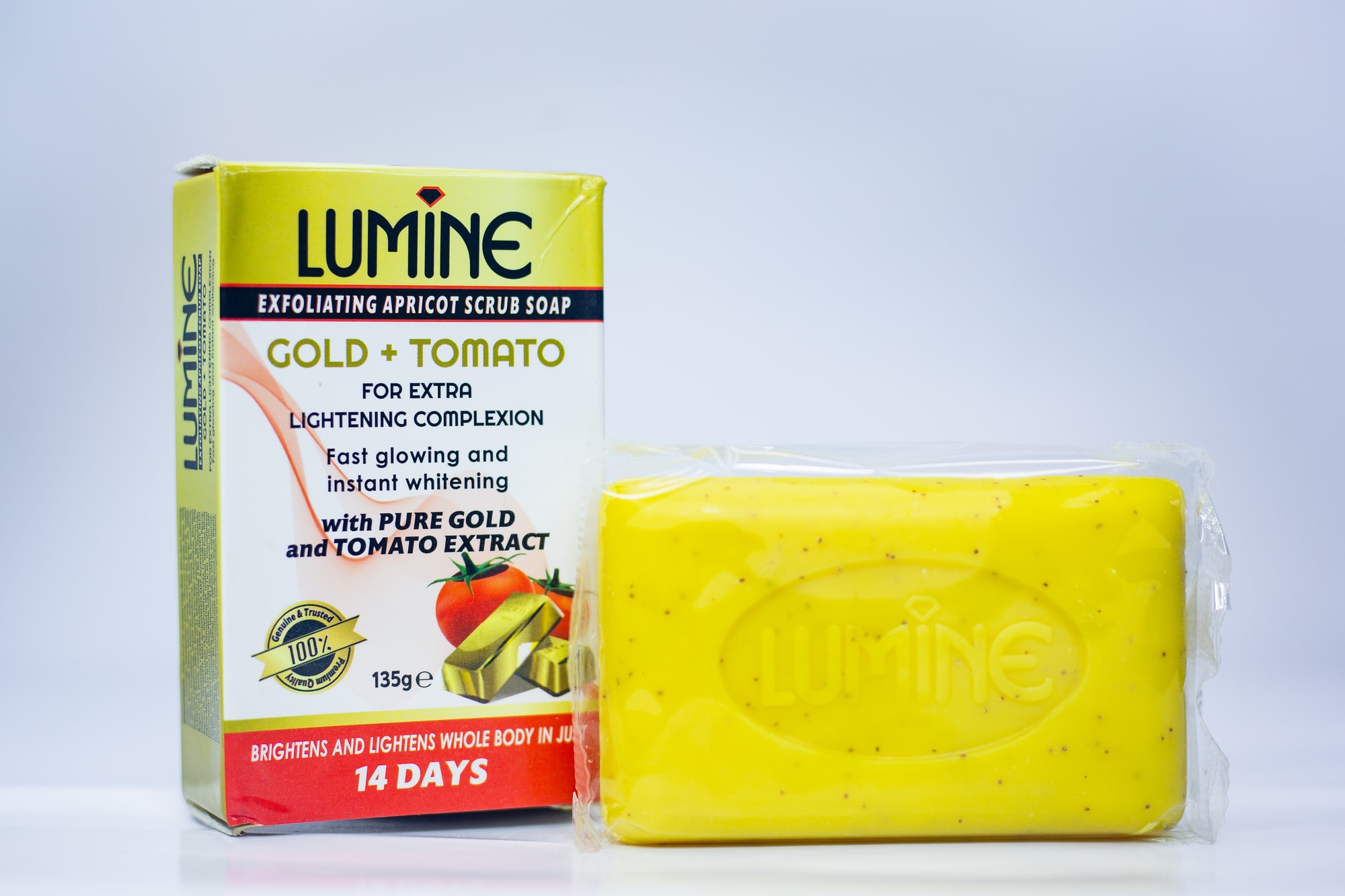 Lumin Exfoliating Apricot Scrub Soap