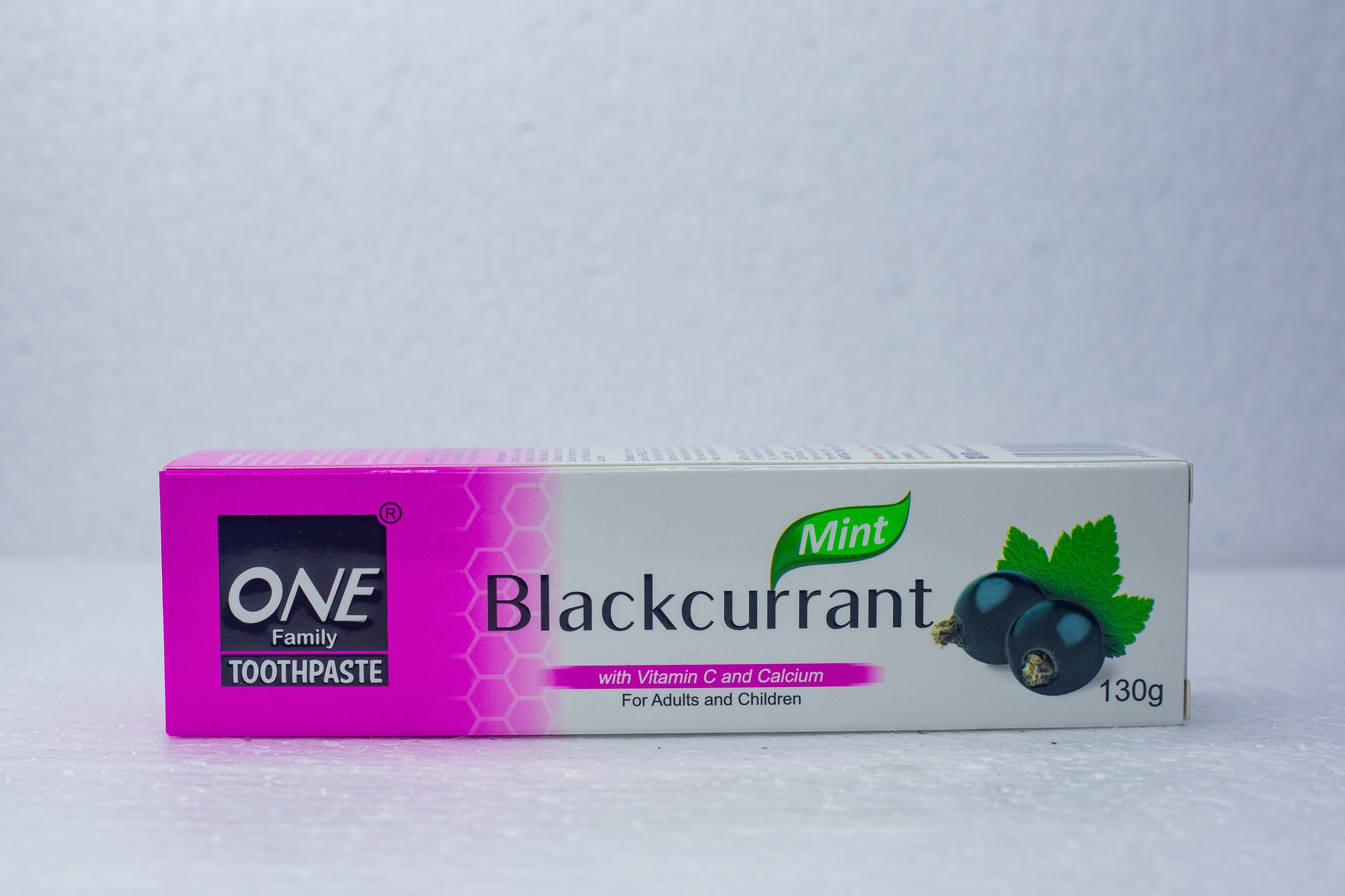 ONE FAMILY TOOTHPASTE 130G