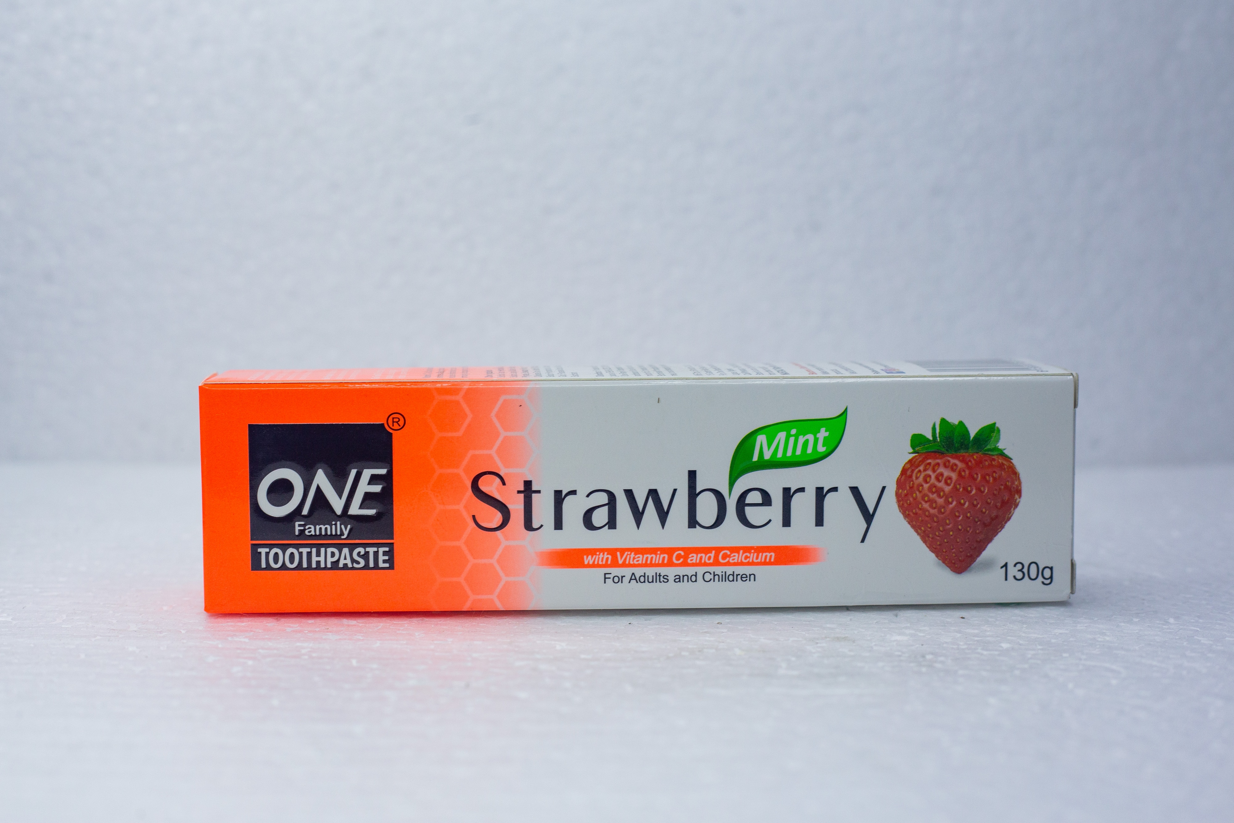 ONE FAMILY TOOTHPASTE 130G