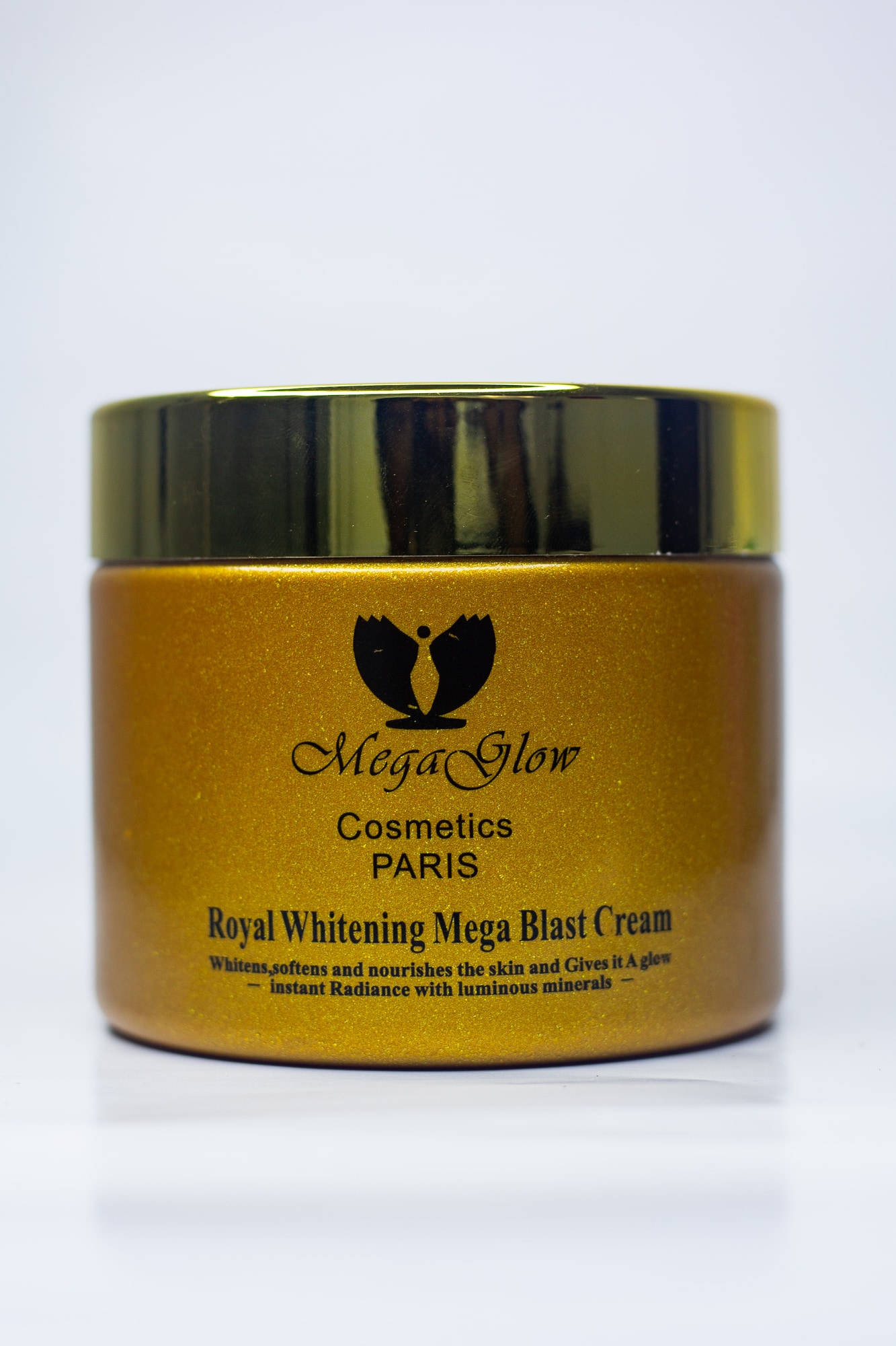 Paris Royal Whitening Mega Blast Cream