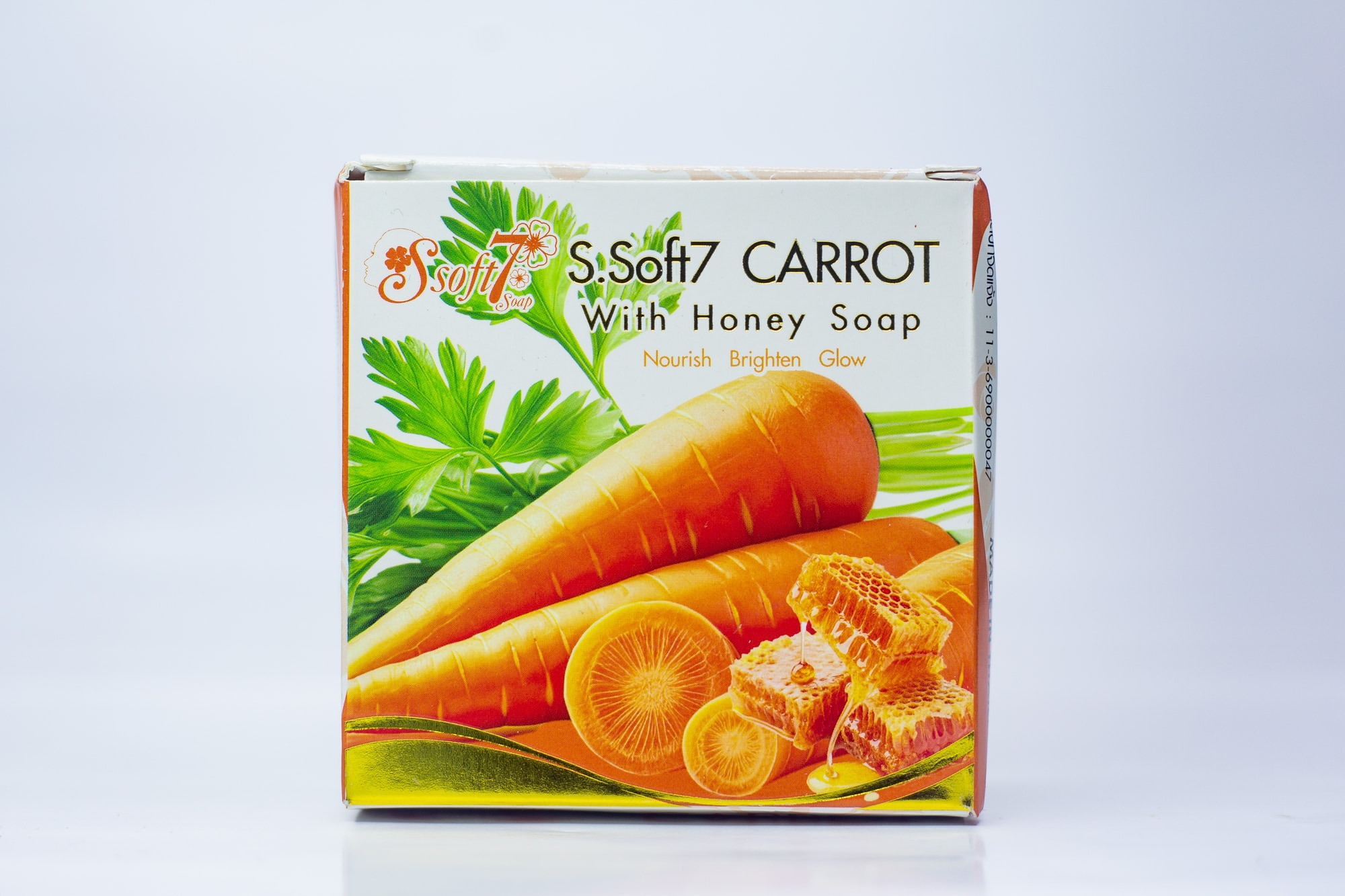 Sis0fr7 Carrot With Honey Soap main view