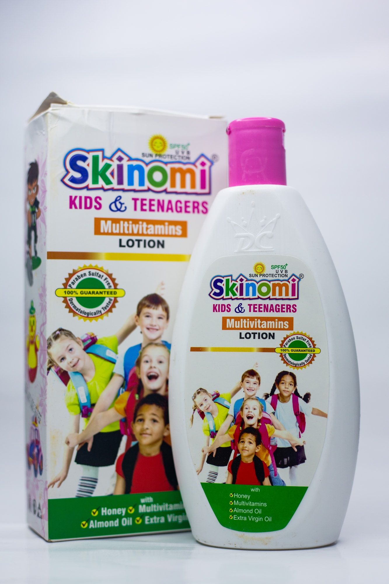 Skin8nii Kids Teenagers Multivitamins main view