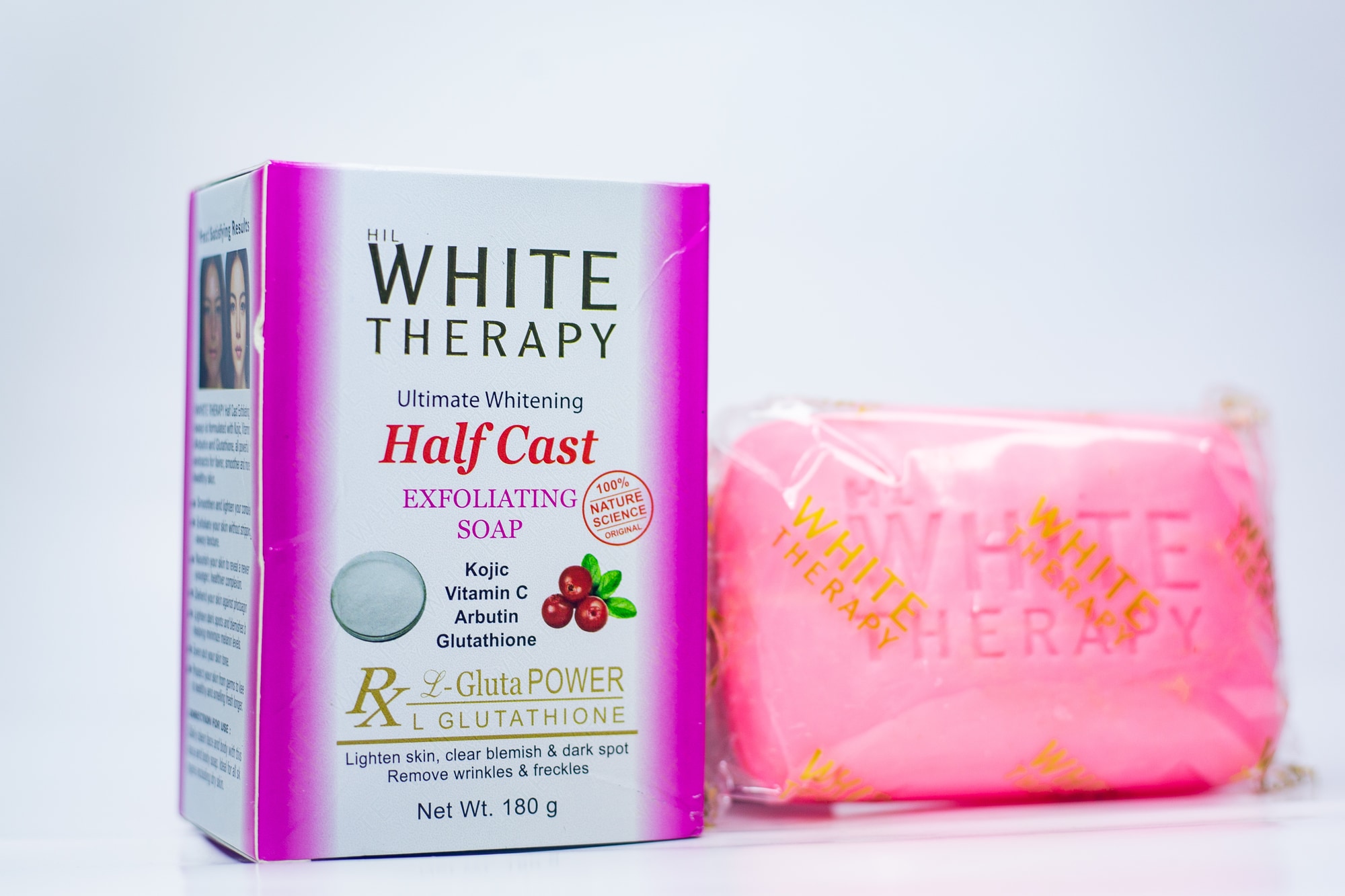 White Therapy Ultimate Whitening Ha(fcast Soap 180G