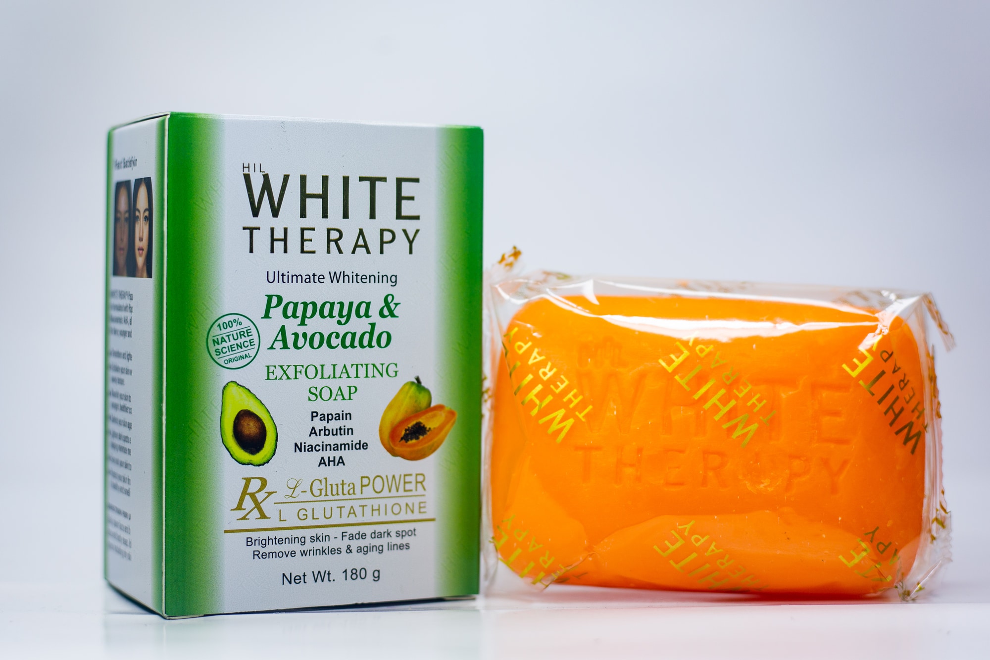 White Therapy Ultimate Whitening Papaya & 1000 0 Soap 180G